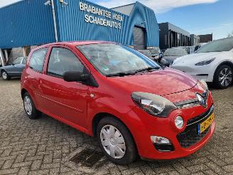 Avarii autoturisme Renault Twingo Twingo 1.2 16V Authentique RIJDBAAR zie 3e foto 2012/2