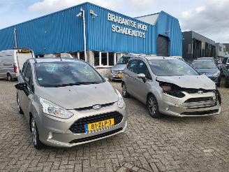 Schadeauto Ford B-Max 2xB-Max 1xAUTOMAAT 1.6 TI-VCT Titanium 1x 1.0 EcoBoost Titanium 1 KOOP 2015/8