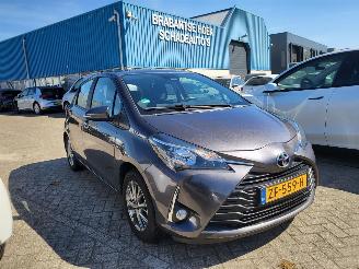 Coche accidentado Toyota Yaris 1.0 VVT-i Active  Cool 5drs  rijdbaar 2018/6