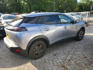 Peugeot e-2008 e-2008 EV Active 54 kWh Range 406 km rijdbaar nwpr €43000 picture 6