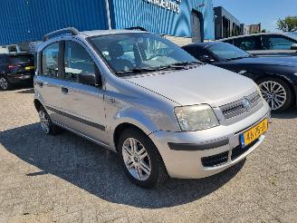 škoda osobní automobily Fiat Panda AUTOMAAT  1.2 Emotion cool 2004/11