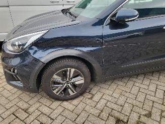 damaged passenger cars Kia Niro Niro 1.6 GDi Hybrid DynamicLine 1e eigenaar rijdbaar 2020/3