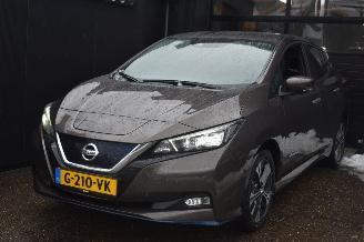Schadeauto Nissan Leaf 62Kwh 3.Zero Limited Edition 218Pk *Navi/Clima/360 Camera/Leder/Stoelverwarming 2019/12