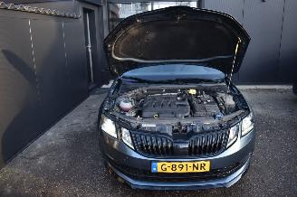 Skoda Octavia 1.6 Tdi Greentech Sport Business 116Pk *Navi/Clima/Xenon picture 15