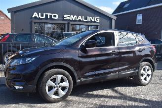 Vaurioauto  passenger cars Nissan Qashqai 1.3 DIG-T Acenta 140Pk *Navi/Clima/Camera 2019/5