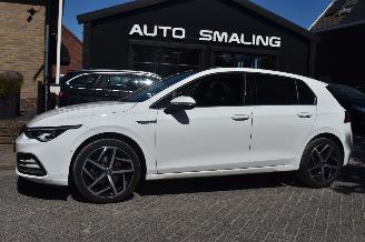 skadebil auto Volkswagen Golf 1.5 Tsi R-Line Business 131Pk *Navi/Clima/Camera/Panorama/Stoelverwarming 2020/9