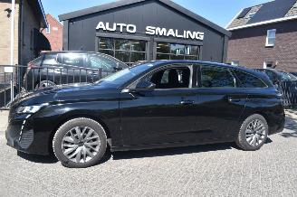 Damaged car Peugeot 308 1.2 Puretech Active Pack Business110Pk *Navi/Clima 2022/5