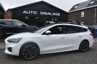 krockskadad bil auto Ford Focus 1.0 Ecoboost ST Line Hybrid X Business 155Pk *Navi/Clima/Camera/Panorama/Stoelverwarming 2021/10