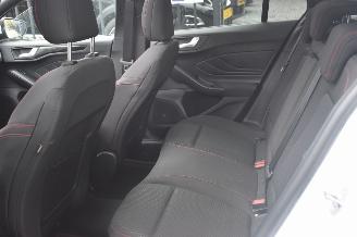Ford Focus 1.0 Ecoboost ST Line Hybrid X Business 155Pk *Navi/Clima/Camera/Panorama/Stoelverwarming picture 6