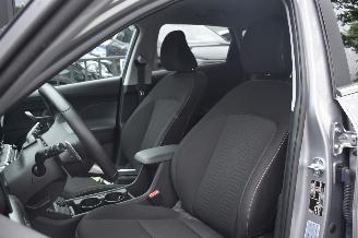 Hyundai Kona 48.6Kwh Comfort Smart 135Pk 3FASE SOH 100% *Navi/Clima/Camera/stoelverwarming picture 5