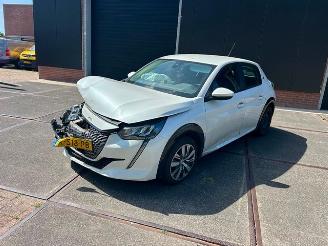 Unfallwagen Peugeot e-208 50Kwh EV Allure 136Pk *Navi/Clima 2020/7