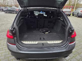 BMW 2500...3.3 330e HYBR /M-SPORT / HARM KARDON / HEAD UPP picture 21