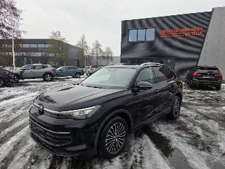 Coche accidentado Volkswagen Tiguan LEER / PANODAK / 18 DKM 2024/5