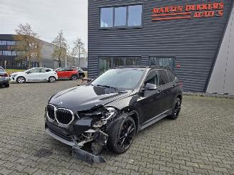Voiture accidenté BMW X1 1.8i AUTOMAAT / PANO / LEER 2020/5