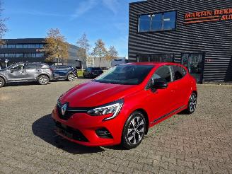 skadebil auto Renault Clio 0,9 TCe EVOLUTION 2023/8