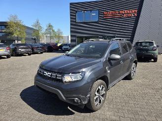 Vaurioauto  passenger cars Dacia Duster 67 KW  BENZ-LPG / 18 DKM / NAVI / CAMERA 2024/3