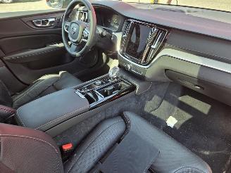Volvo S-60 T8  AW-D 334KW. BENZ-HYBR -ULTIMATE DARK / PANO / HEAD UPP picture 20