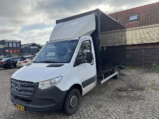 Vaurioauto  passenger cars Mercedes Sprinter 311 2.2 CDI L3 LAADKLEP 2019/9