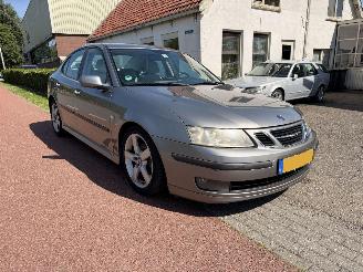 Saab 9-3 2.0T Vector picture 3