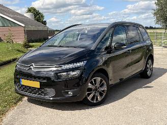 Schadeauto Citroën C4 PICASSO | 7-PERS. | 1.6 VTI | 120 PK | INTENSIVE | 2014/5