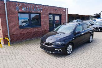 begagnad bil auto Fiat Tipo LOUNGE AUTOMAAT 2020/8