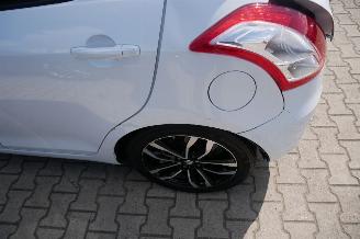 Suzuki Swift  picture 5