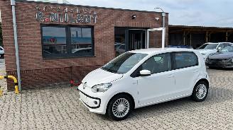 skadebil auto Volkswagen Up! high up! 2016/3