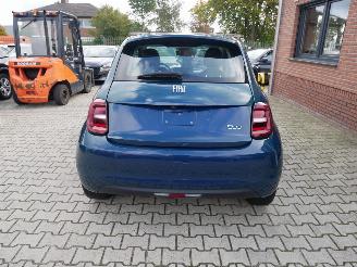 Fiat 500E ICON picture 6
