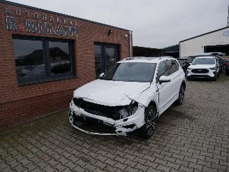 Voiture accidenté Volkswagen Tiguan ALLSPACE LEER LED DSG 4 MOTION PANORAMADAK ACC 2019/8