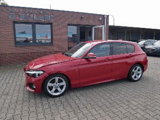 Damaged car BMW 1-serie 118i M-SPORT SHADOW EDITION LED 2019/3
