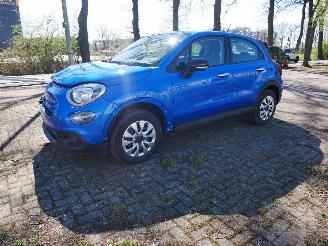 uszkodzony samochody osobowe Fiat 500X  2023/4