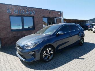 Schadeauto Kia Ceed  2018/9