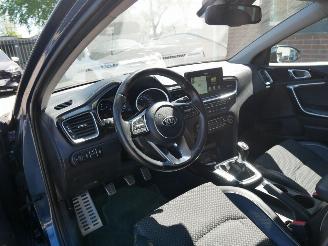 Kia Ceed  picture 10