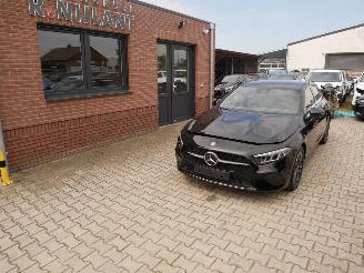 Voiture accidenté Mercedes A-klasse A 180 PROGRESSIVE 2025/9