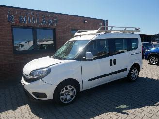 Damaged car Fiat Doblo SX 5 PERSOONS 2021/4