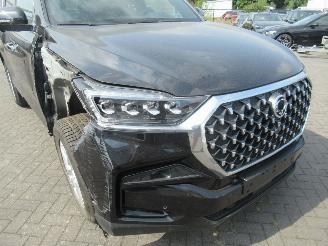 Ssang yong Rexton 2.2D 220 4WD Aut. SAPPHIRE Climatronic Leer Navi Camera E-Stoelen StoelVerwarming...... picture 6