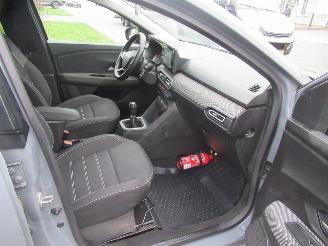 Dacia Jogger Eco-G  LPG+Benzine  Airco Navi Camera Keyles-Go CruiseControl.... picture 11