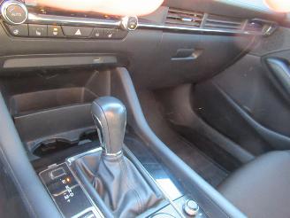 Mazda 3 2.0 Skyactiv-G AUT. MildHybrid  Climatronic Navi Camera Headup-Display StoelVerwarming picture 18