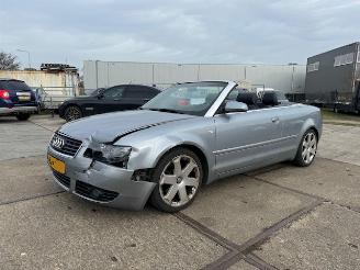 Unfallwagen Audi A4 3.0 v6 Cabriolet 2005/3