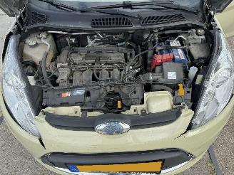Ford Fiesta 1.4 Ghia 5drs picture 10