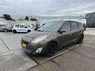 Avarii autoturisme Renault Grand-scenic 1.4 Tce Selection Bus. Sport 7 pers 2010/1