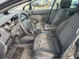 Peugeot 5008 1.6 THP Family 7p picture 5