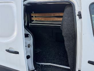 Peugeot Partner 1.6 e-HDI XT Profit picture 13