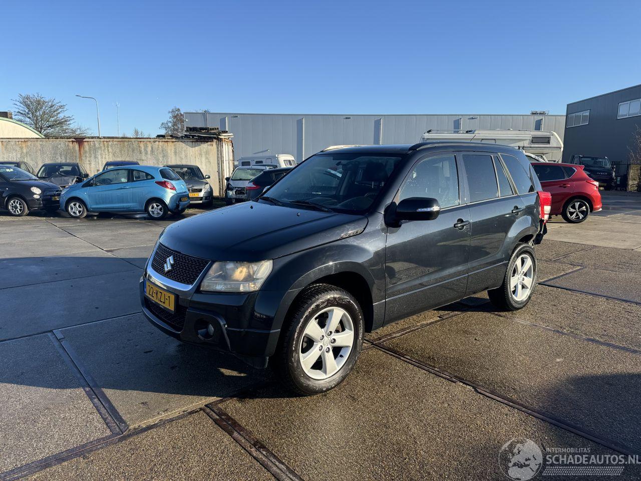 Suzuki Grand-vitara 2.4 Exclusive 4X4