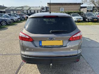 Ford Focus 1.0 Ecoboost Wagon Edition Plus picture 14