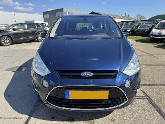 Ford S-Max 1.6 Ecoboost Titanium picture 13