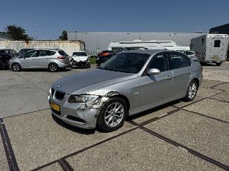 skadebil auto BMW 3-serie 318i 2006/10