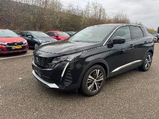 Unfallwagen Peugeot 3008 Peugeot 3008 Allure Pack AUTOMAAT LED ACHTERUITRIJCAMERA 2024/4