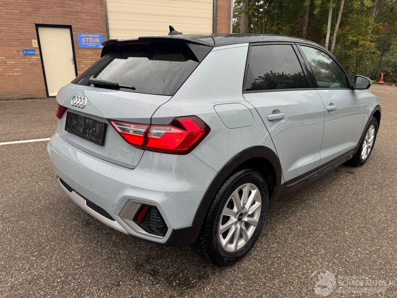 Audi A1 Citycarver 1.0 Keyless entry & Go Virtual NAVI