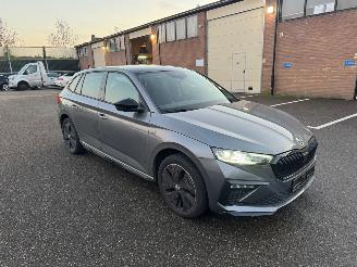 Voiture accidenté Skoda Scala Monte Carlo 1.0 85 kw Pano automaat 2024/1